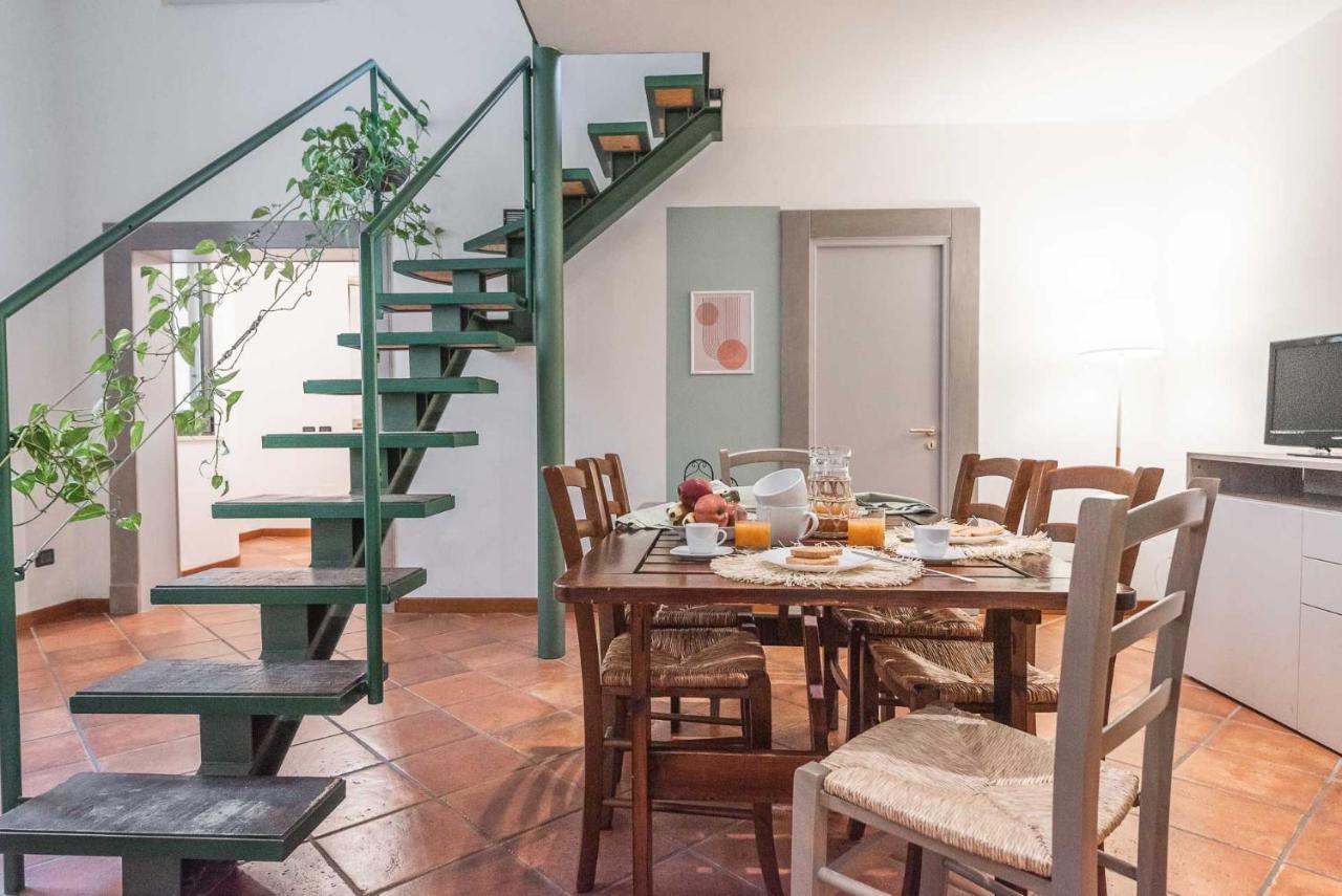 Apartmán Terzo Campanello - Terrazza Nel Centro Storico Lecce Exteriér fotografie